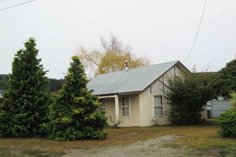 Photo of property in 52 Newcastle Street, Clyde, 9330