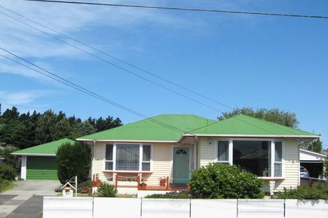 Photo of property in 40 Vancouver Crescent, Wainoni, Christchurch, 8061