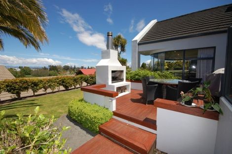 Photo of property in 16 Rhodes Fall, Rangatira Park, Taupo, 3330