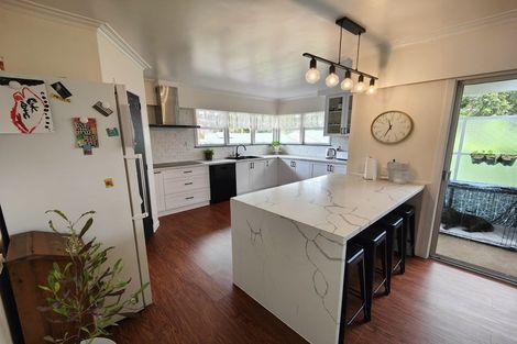 Photo of property in 8 Adams Place, Te Kamo, Whangarei, 0112