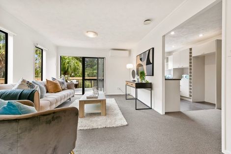 Photo of property in 45 Vintage Drive, Henderson, Auckland, 0612