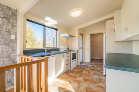 Photo of property in 22 Estuary Crescent, Fairfield, Dunedin, 9018