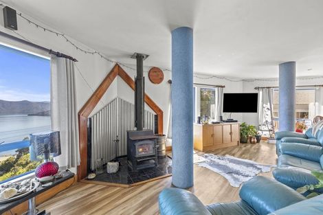 Photo of property in 5 Cooks Ridge, Waikawa, Picton, 7281