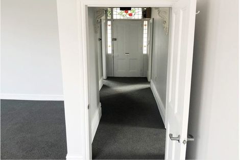 Photo of property in 94 Olliviers Road, Phillipstown, Christchurch, 8011