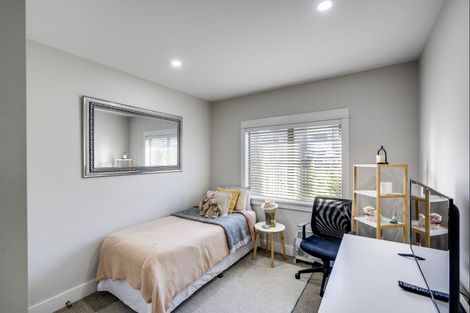 Photo of property in 2 Hurunui Drive, Te Awa, Napier, 4110