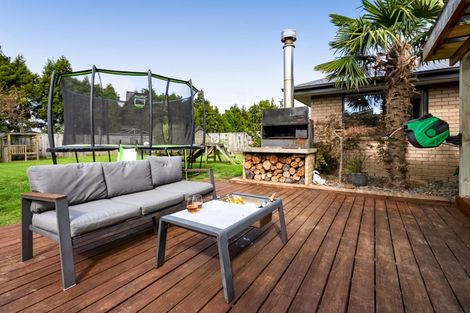 Photo of property in 513 Richmond Road, Lepperton, New Plymouth, 4373