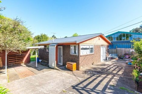 Photo of property in 1a Kamara Road, Glen Eden, Auckland, 0602