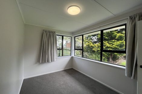 Photo of property in 83 Awanui Street, Merrilands, New Plymouth, 4312