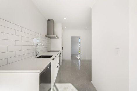 Photo of property in 30a Kukuwai Avenue, Red Beach, 0932