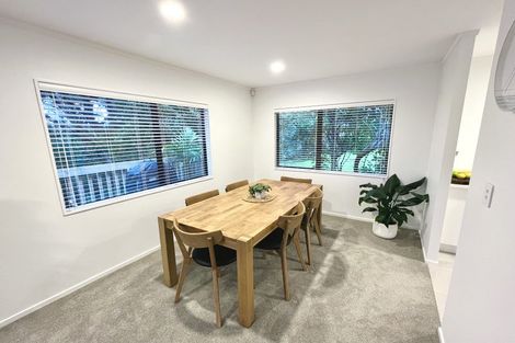 Photo of property in 1/85 Verran Road, Birkenhead, Auckland, 0626