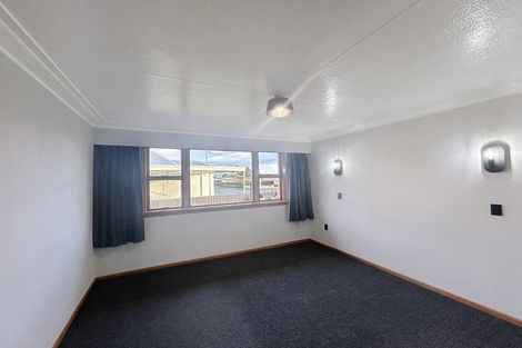 Photo of property in 122 Park Street, Winton, 9720