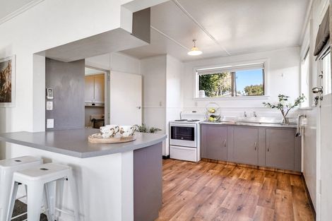 Photo of property in 10/72 Barton Street, Woolston, Christchurch, 8023