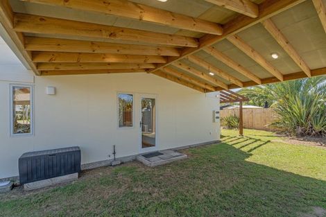 Photo of property in 1 Hawk Hill Crescent, Cooks Beach, Whitianga, 3591