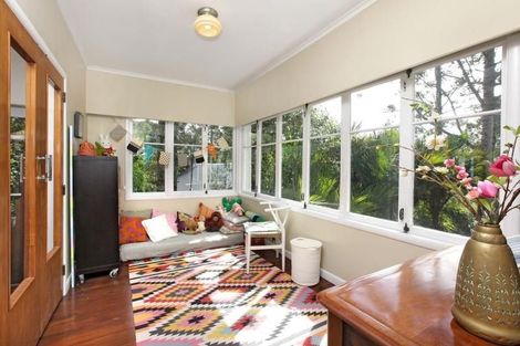 Photo of property in 108 Scenic Drive, Titirangi, Auckland, 0604
