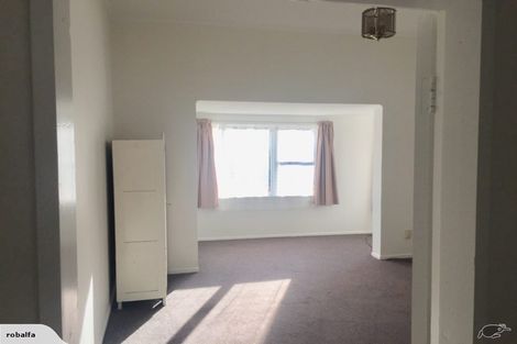 Photo of property in 2/45 Stanley Street, Berhampore, Wellington, 6023