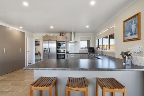 Photo of property in 12 Malthus Place, Foxton Beach, Foxton, 4815