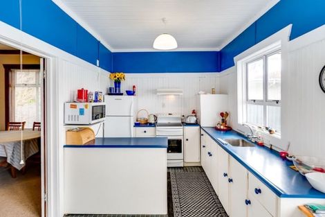 Photo of property in 108 Mayfair Avenue, Mayfair, Hastings, 4122