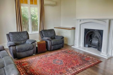 Photo of property in 20 Adderley Terrace, Ravensbourne, Dunedin, 9022