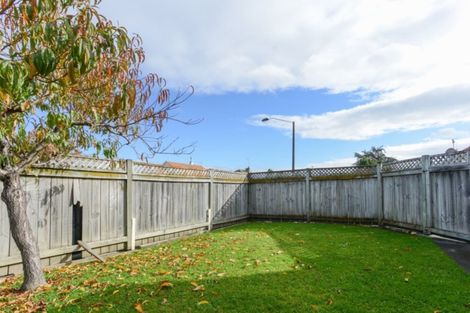 Photo of property in 1/20 Russell Road, Marewa, Napier, 4110
