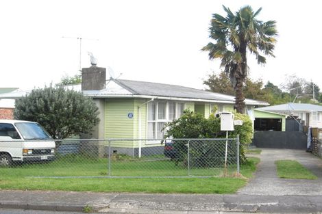 Photo of property in 115 Beaumonts Way, Manurewa, Auckland, 2102