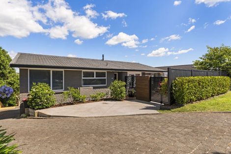 Photo of property in 28 Sunny Bay Road, Matua, Tauranga, 3110