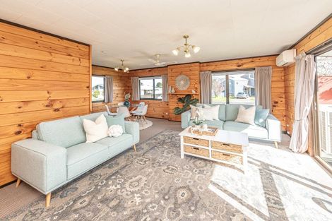 Photo of property in 30 Exeter Crescent, Springvale, Whanganui, 4501