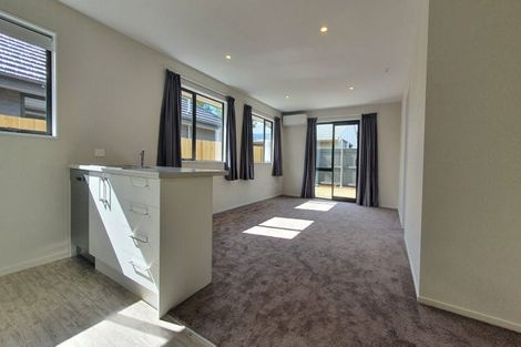 Photo of property in 9 Fairbairn Close, Halswell, Christchurch, 8025