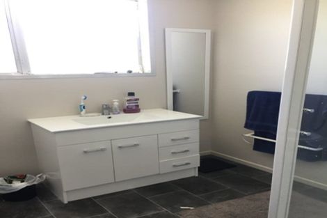 Photo of property in 16 Hua Street, Bell Block, New Plymouth, 4312