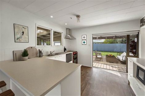 Photo of property in 8 Skerrett Crescent, Tamatea, Napier, 4112