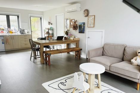 Photo of property in 2/60 Broderick Road, Johnsonville, Wellington, 6037