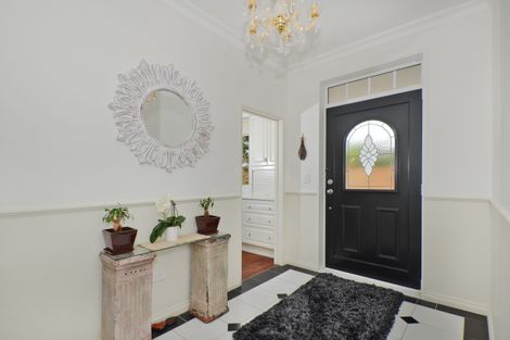 Photo of property in 2 O'farrell Drive, One Tree Point, 0118