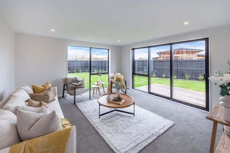 Photo of property in 9 Crosado Place, Rolleston, 7614