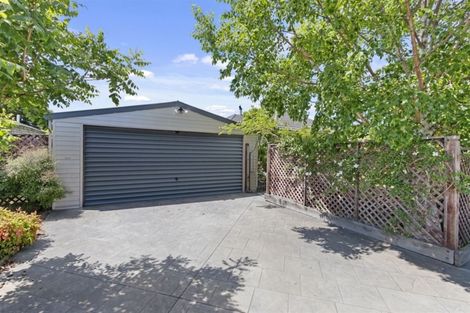 Photo of property in 6 Geelong Place, Burnside, Christchurch, 8053