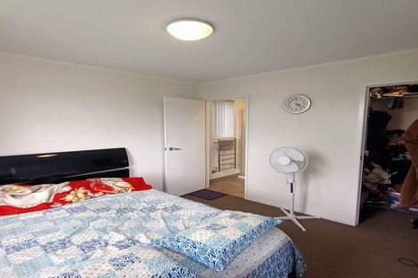 Photo of property in 71 Grove Road, Papakura, 2110