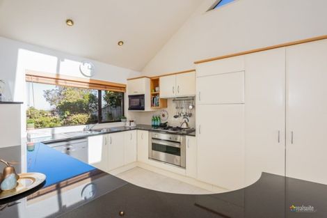 Photo of property in 6 Avonlea Grove, Belmont, Lower Hutt, 5010