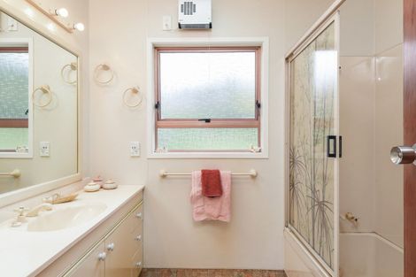 Photo of property in 5 Balwyn Avenue, Tihiotonga, Rotorua, 3015