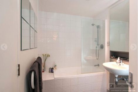Photo of property in Gerondis Bldg Apartments, 401/60 Willis Street, Wellington Central, Wellington, 6011