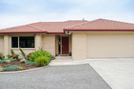 Photo of property in 6 Kenwyn Drive, Carterton, 5713