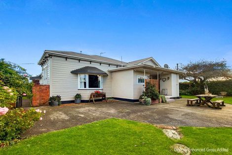 Photo of property in 12 Caius Avenue, Gonville, Whanganui, 4501