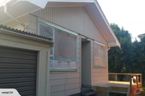 Photo of property in 2/20 Carter Place, Manurewa, Auckland, 2102