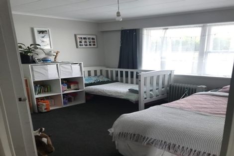 Photo of property in 2/129 Martin Street, Wallaceville, Upper Hutt, 5018