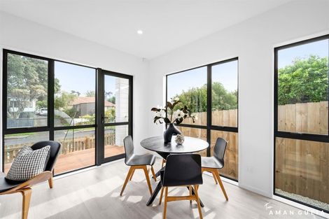 Photo of property in 13a Serjeant Street, Henderson, Auckland, 0612