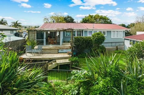 Photo of property in 10 Edge Street, Onerahi, Whangarei, 0110