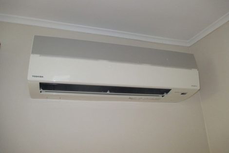 Photo of property in 5 Douglas Crescent, Fairfield, Hamilton, 3214