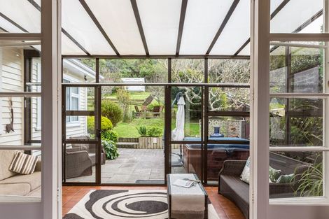 Photo of property in 351 Main Road, Tawa, Wellington, 5028