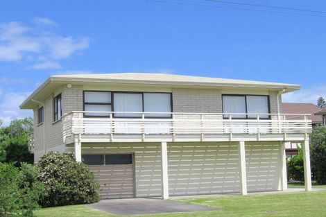 Photo of property in 8 Bway Road, Waihi Beach, 3611
