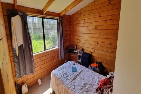 Photo of property in 96 Waimumu Road, Massey, Auckland, 0614