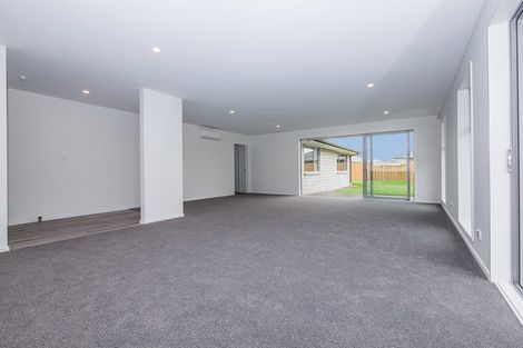 Photo of property in 10 Longcot Drive, Rolleston, 7615