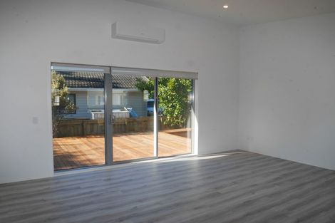 Photo of property in 5a Wairere Grove, Paraparaumu, 5032