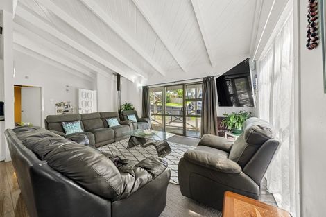 Photo of property in 3 Flamingo Court, Goodwood Heights, Auckland, 2105